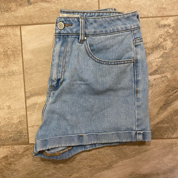 Pacsun Mom Shorts 27 - Picture 3 of 4